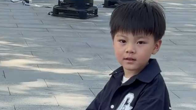 还未开场 人已在场——“购在中国”展会上的萌宝