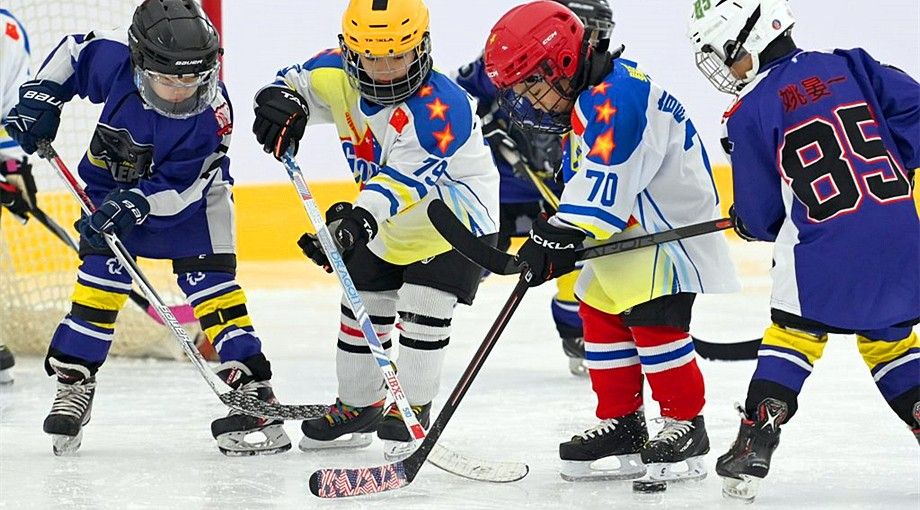 2023年河北省大众冰雪联赛冰球比赛开赛